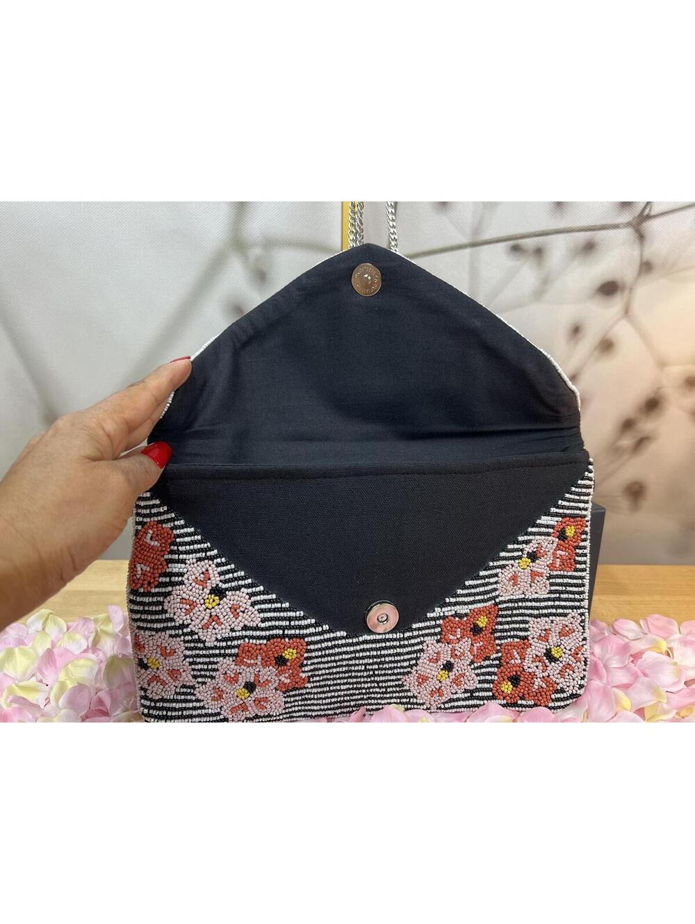 KAY LEE beaded bag crossbody - Picture 5 of 7
